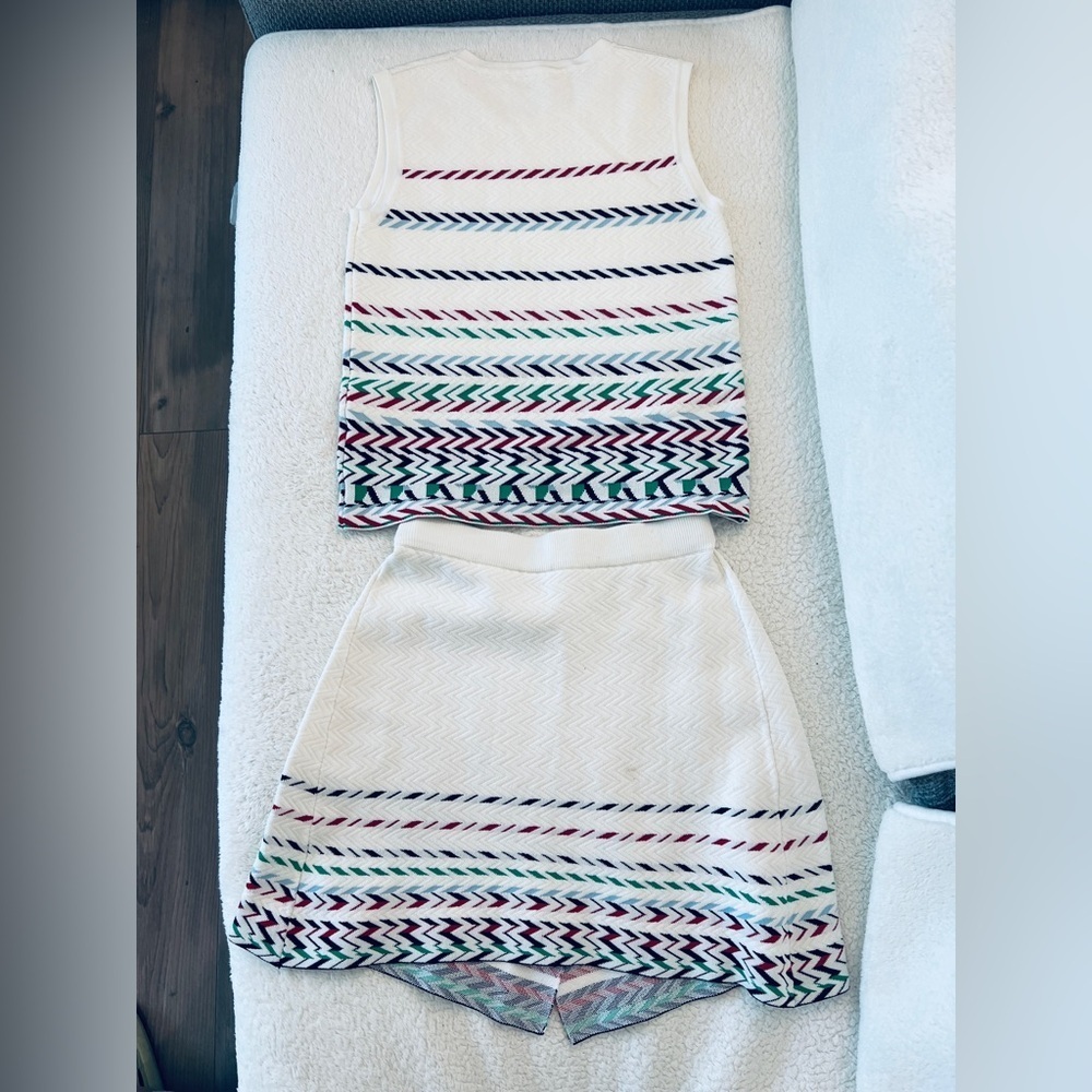 YESWOMEN Design Ivory Chevron Stripe Cotton Two-Piece Set Chanel - Picture 7 of 14